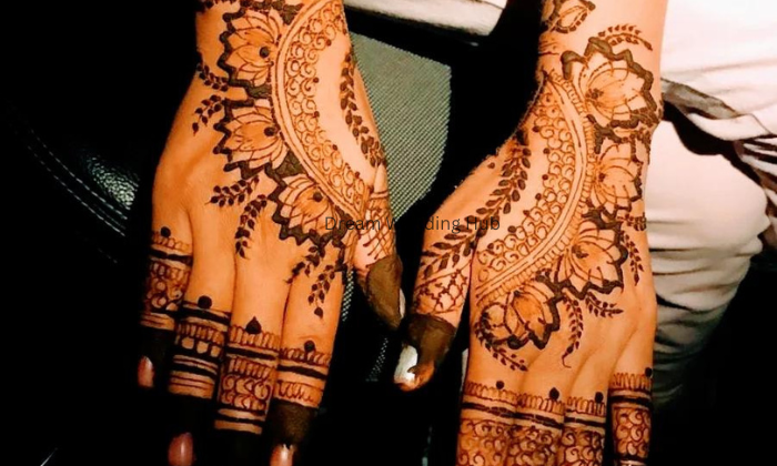 Neeta's Mehndi